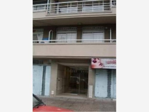 Imagen 11 de 12 de 2 Ambientes Al Frente Con Balcon