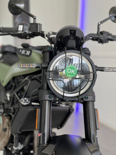 Imagen 18 de 20 de Husqvarna Svartpilen 401 Edicion Especial 2023 0km