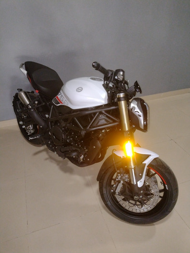 Imagen 4 de 4 de Benelli 752 S ¨nuevo Lanzamiento¨ Año 2022