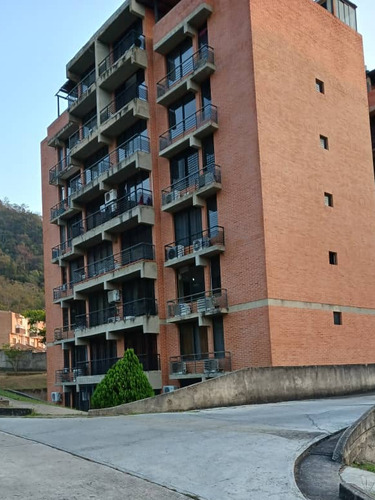 Apartamento En Lomas De Mañongo Socc