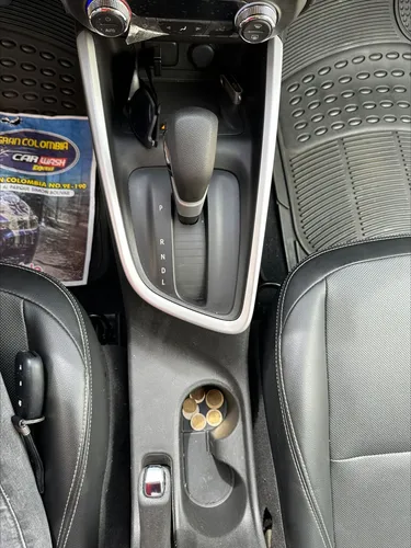 Chevrolet Onix 1.0T Premier Sedan At