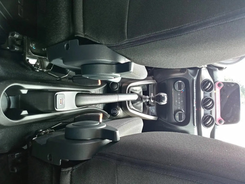 Imagen 9 de 15 de Fiat Cronos 1.3 O 1.8 - Tomamos Tu Auto -2022 B