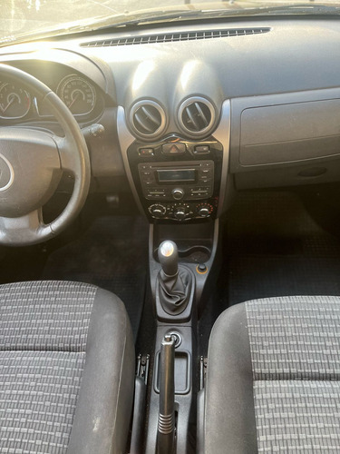 Renault Sandero 1.6 Luxe 105cv