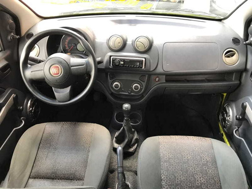 Imagem 8 de 9 de Fiat Uno Evo Vivace 2011