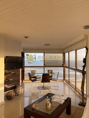 Piso Alto En Brava- Ref: 4024