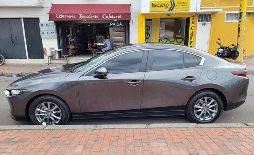 Mazda 3 2.0 Prime