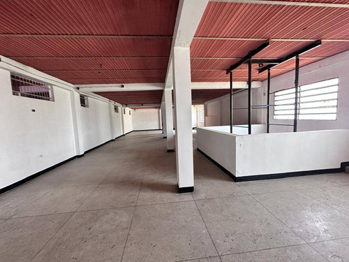 239312 Am* Venta De Galpon En Puerto Cabello