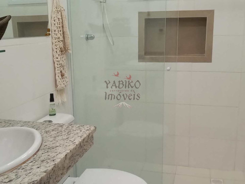 Apartamento Térreo Com 03 Dormitórios (01 Suíte), Piscina. - V635