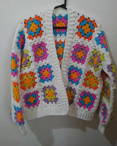 Cardigan De Lana Tejido A Mano Crochet Granny Squard