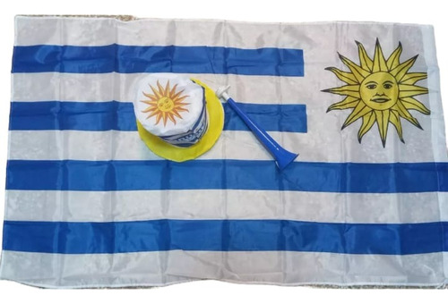 Bandera Uruguay + Galera Uruguay + 1 Corneta Sonido Fuerte 