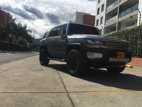 Toyota Fj Cruiser 4x4 4.0 V6 Automatica 3226438097
