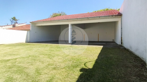 Casa Tipo Ph De 4 Amb. Al Frente A 1 Cuadra Del Mar