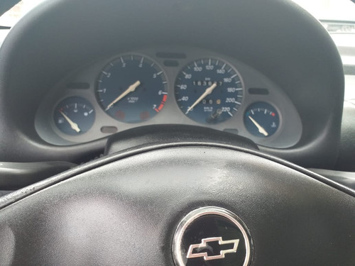 Gm Corsa Sedan 1.0 Financiamos Com Score Baixo