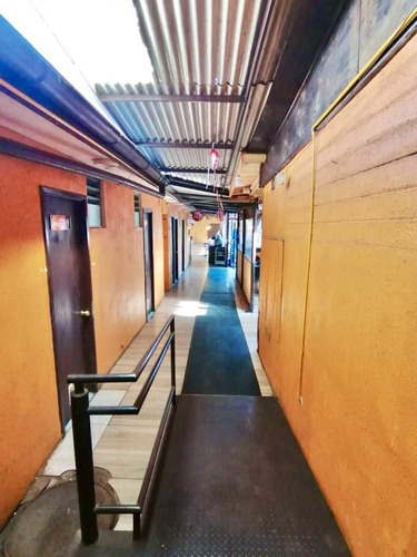 Amplio Restaurante 100% Funcionando En Arriendo Rengo