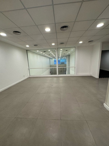 Alquiler Local En Avenida Comercial - Caballito