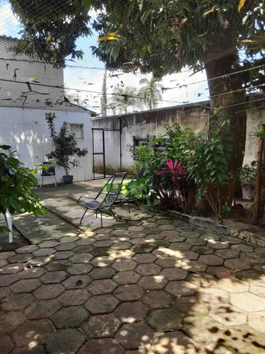 Imagem 1 de 29 de Casa A 10 Min Shopping Flamboyant Com 3 Quartos E 1 Suite