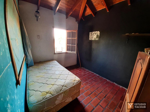 Casa Venta 3 Dormitorios - Terreno 10x30 - 300 Mts 2 Totales 110 Mts 2- Manuel B Gonnet