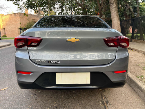 Chevrolet Onix plus 1.2 Lt