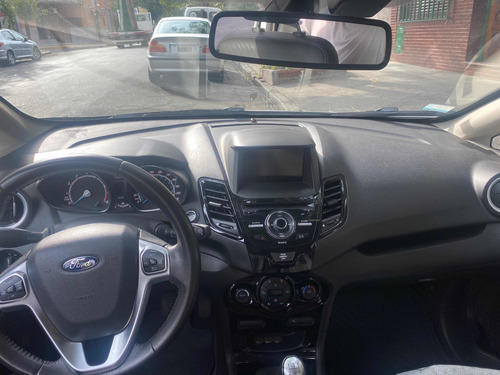 Ford Fiesta Titanium 1.6