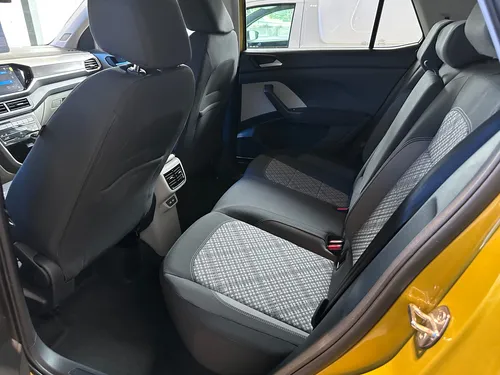 Volkswagen Taigun 1.0 Tsi Comfortline At