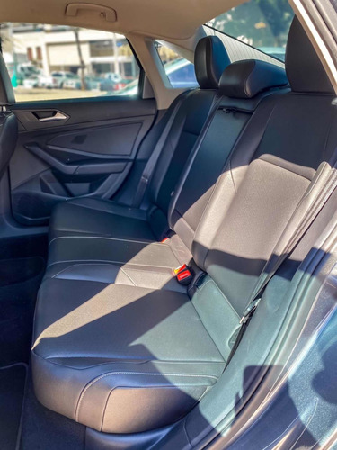 Volkswagen Jetta 2018 1.4 250 Tsi Flex Aut. 4p
