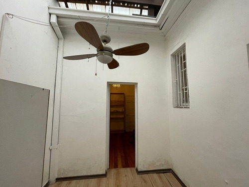 Arriendo Local Comercial En Barrio Italia