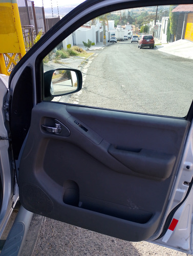 Nissan Frontier Crew Cab Se 4x4 At