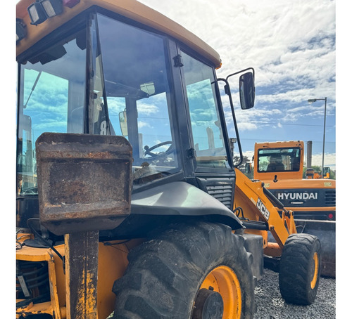 Retroexcavadora Jcb 3c 4x4 T