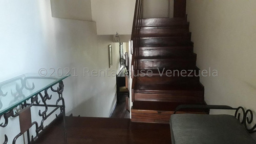 Casa En Venta La Trinidad. Codigo: 22-19042 Cm
