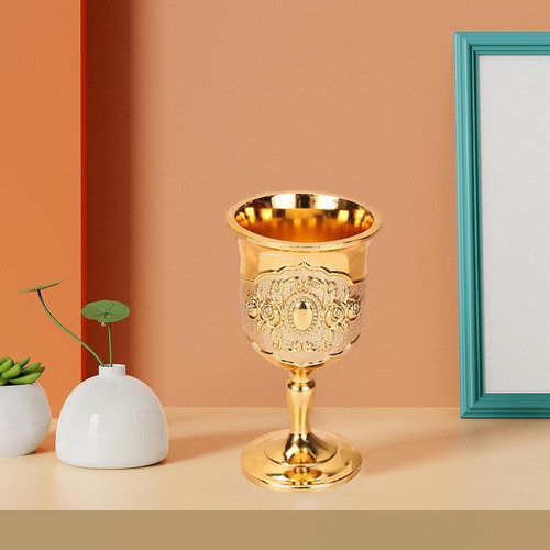 Patrón De Talla En Relieve Copa Retro Creativo Oro Oro