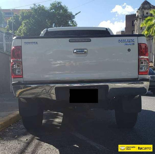 Toyota Hilux Automática