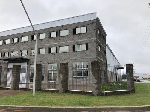 Excelente Deposito 2650mts Parque Industrial Cañuelas