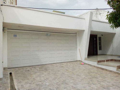 Imagen 2 de 27 de Venta Hermosa Y Amplia Casa Los Nogales