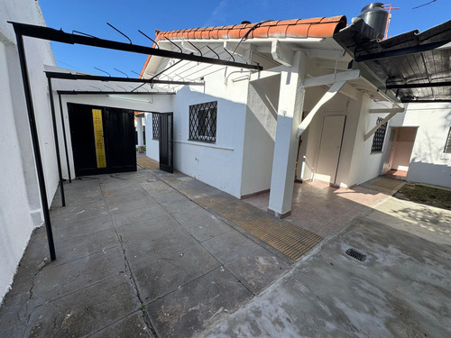Casa En Alquiler En Bella Vista
