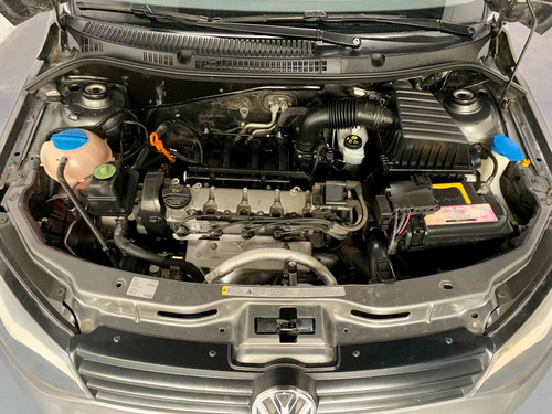Imagen 12 de 13 de Volkswagen Voyage 1.6 Comfortline 101cv 2013