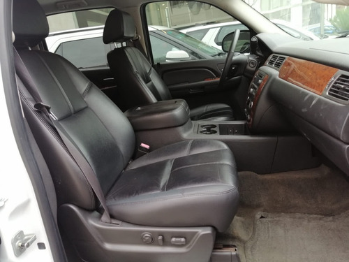 Imagen 4 de 13 de Chevrolet Suburban Lt 2007