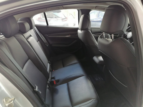 Imagen 7 de 13 de Mazda 3 I Grand Touring Ta 2021