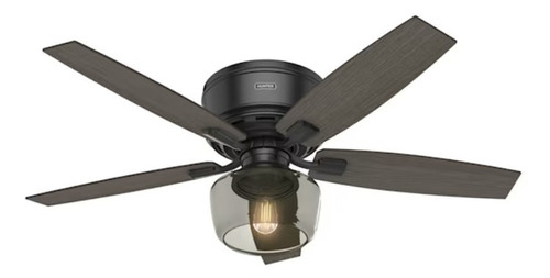 Ventilador de techo Hunter Bennett negro mate con 5 aspas color  nogal grisáceo  y  nogal tostado, 52" de diámetro 120 V