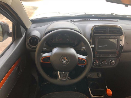 Kwid 1.0 Manual 2020 (1614402132)