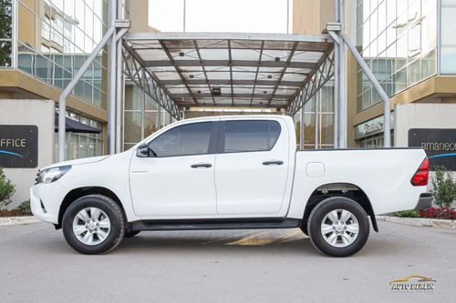 Toyota Hilux Dx