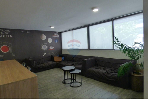 Vende Departamento Estudio Con Amplia Terraza