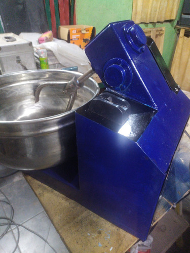 Amasadora Industrial Genérica 220v