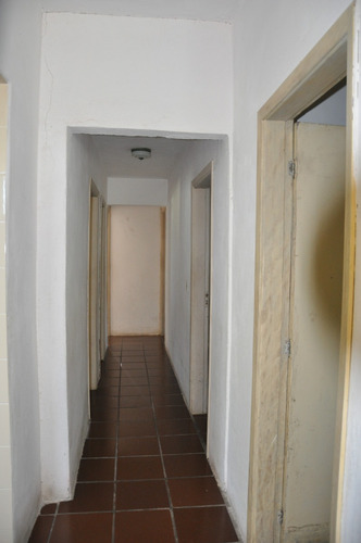 Disponível Para Venda Em Ótimo Ponto Comercial - Av. Independência - Cananéia/sp - Ca00015 - 33331516