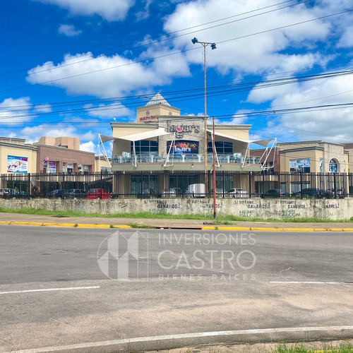 Excelente Local Comercial En Planta Baja Del Centro Comercial Costa América, Zona Privilegiada. Listo Para Iniciar Tu Proyecto De Negocio, Sin Tener Que Remodelar.