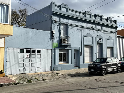 Gran Casa 4 Dormitorios, En Alquiler En El Centro De San Carlos
