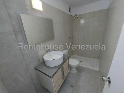 Km Apartamento (1 Nivel) En Alquiler En El Encantado, Distrito Metropolitano