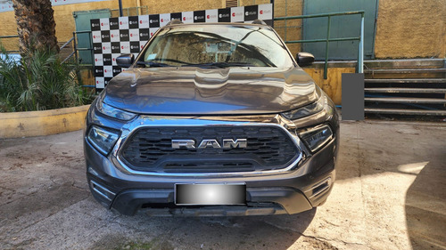 RAM 1000 1.8 Cd Big Horn Night Edition 4X2 At6