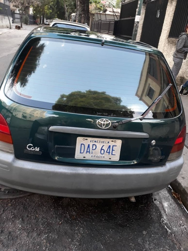 Toyota Starlet .