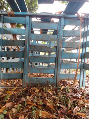 Gaiola Boiadeira De Roxim, Boa De Ferragens E Madeiramento