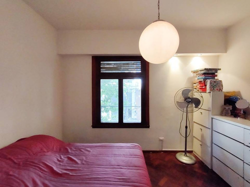Imagen 9 de 19 de Venta De Departamento En Flores